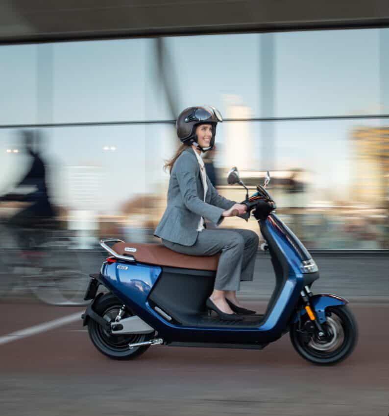 SEGWAY E125S | Blue Bikes