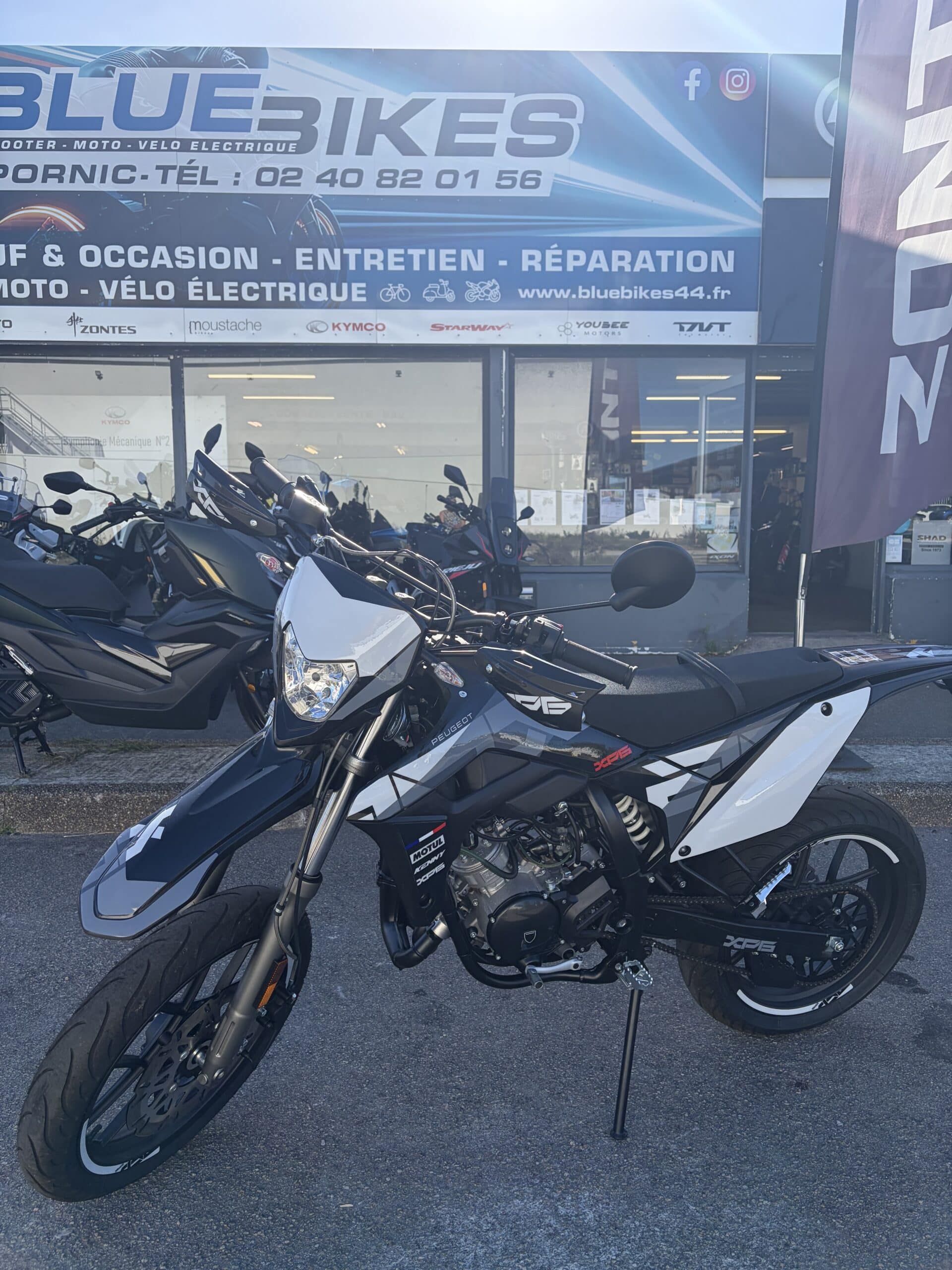 Moto Peugeot XP6