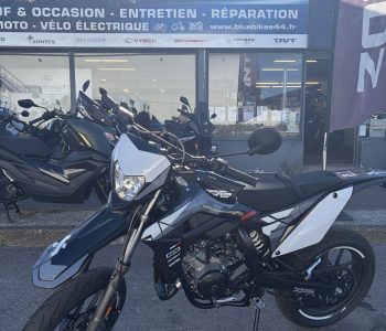 Moto Peugeot XP6